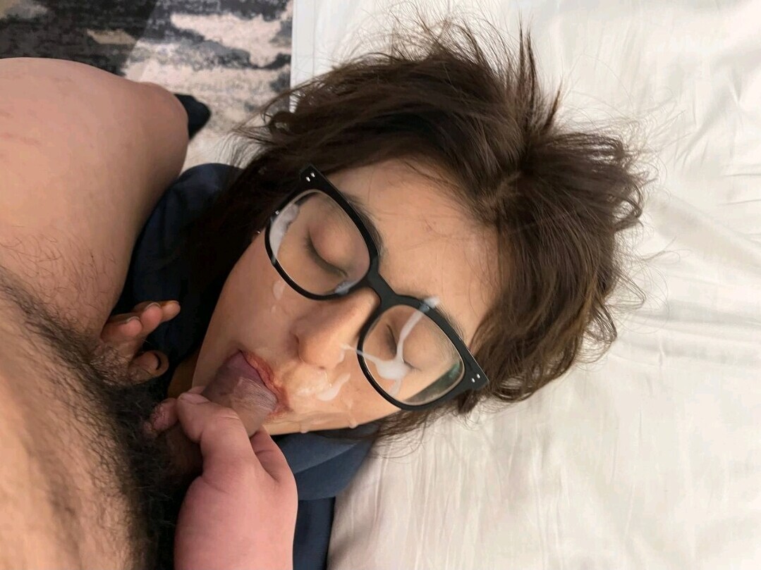 母狗騷不騷，兄弟搞不搞[100P]