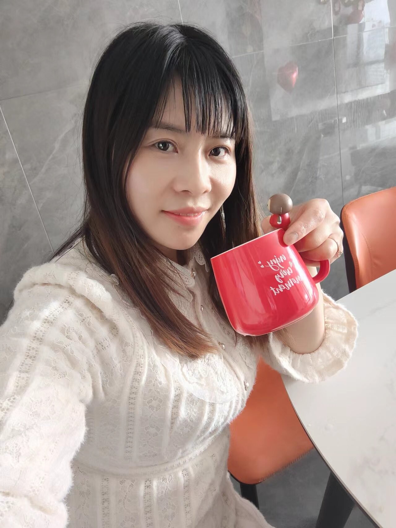 小區(qū)里的少婦[66P]