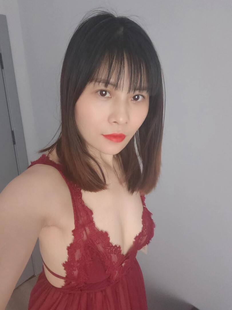 小區(qū)里的少婦[66P]