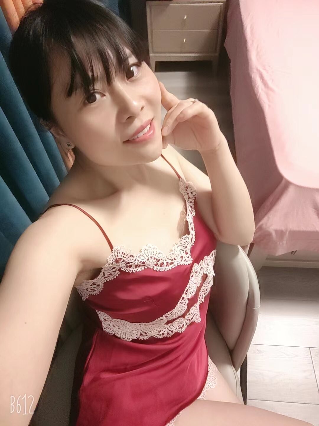 小區(qū)里的少婦[66P]