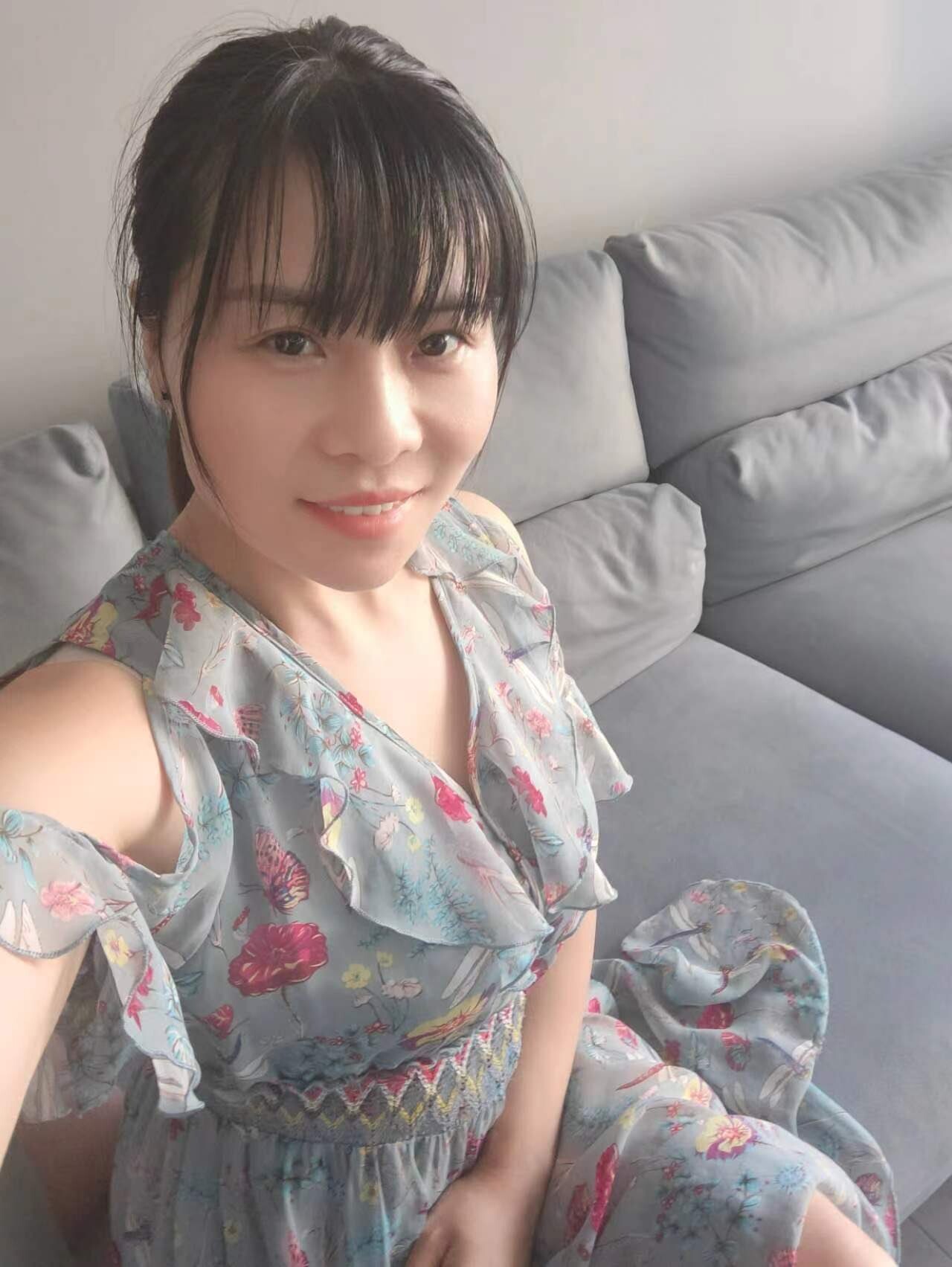 小區(qū)里的少婦[66P]