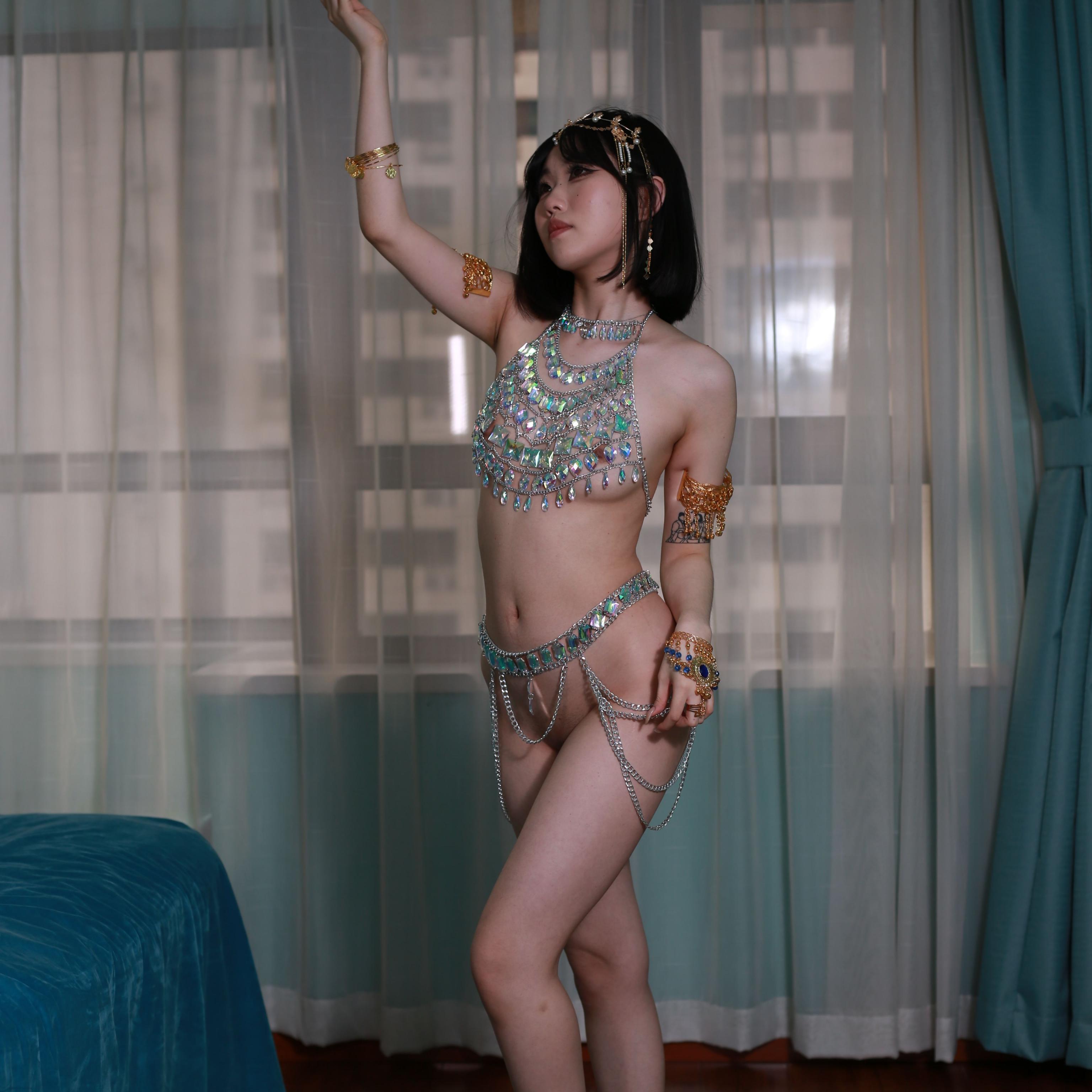 體態(tài)優(yōu)美曼妙多姿