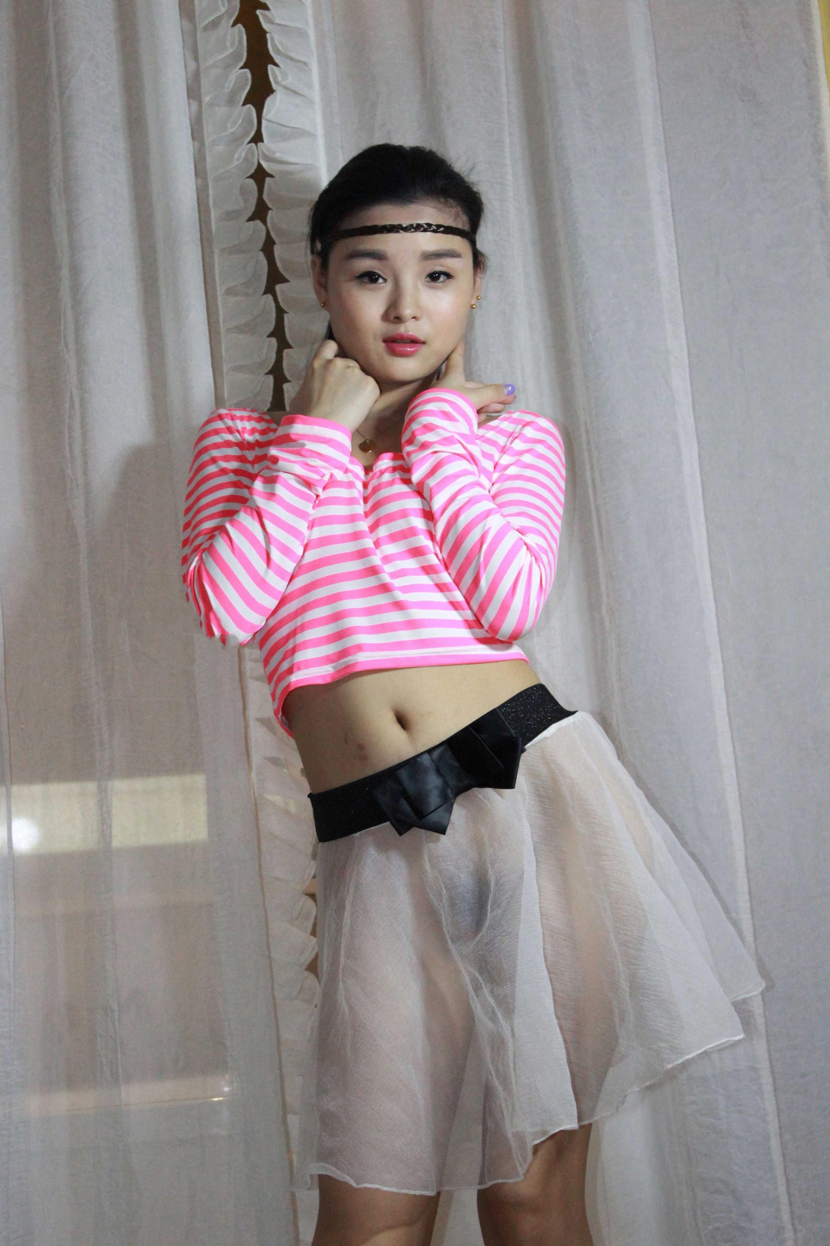 這小少婦感覺還挺不錯(cuò)的