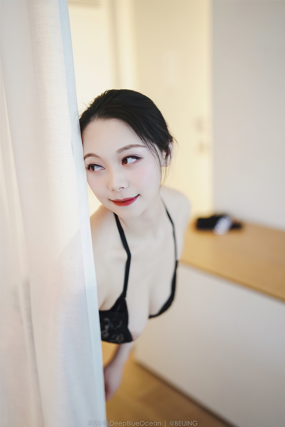體態(tài)優(yōu)美的瑜伽妹子