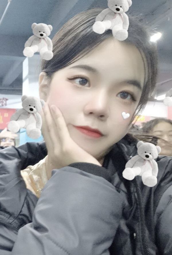 有點(diǎn)微胖的美女 [18P]