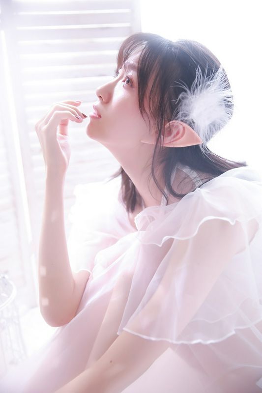 白紗裙美女白嫩性感誘人寫(xiě)真圖片
