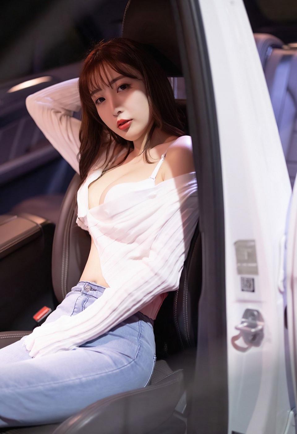 氣質(zhì)美女你喜歡嗎[55P]
