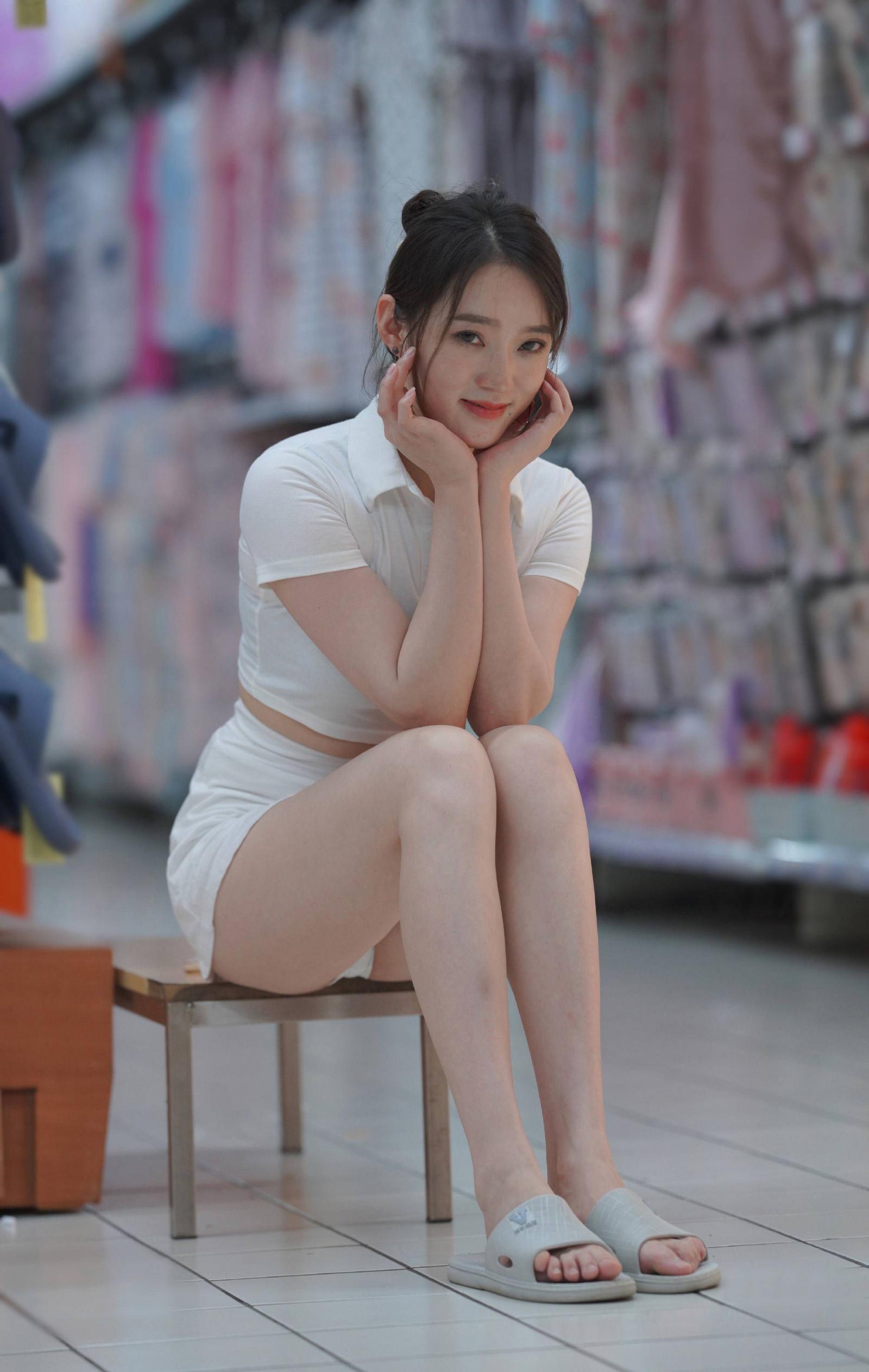 想買什么就買吧，晚上有你爽的[30P]