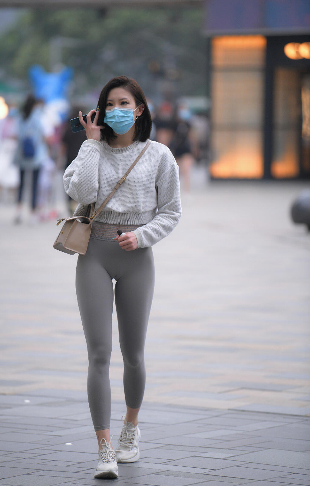 小妖精，你好緊??！第一[30P]