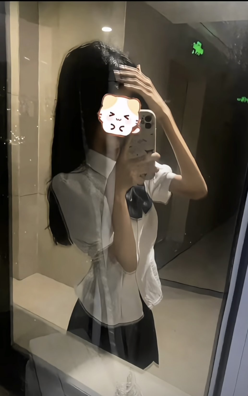 萬(wàn)千嬌媚美少婦[2025]
