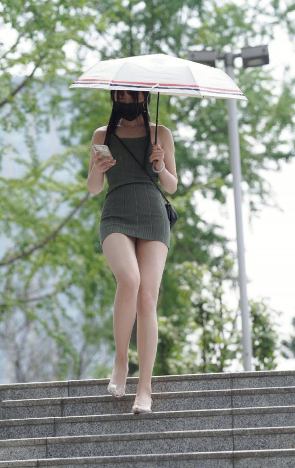 臥槽這腿，我操這腿！