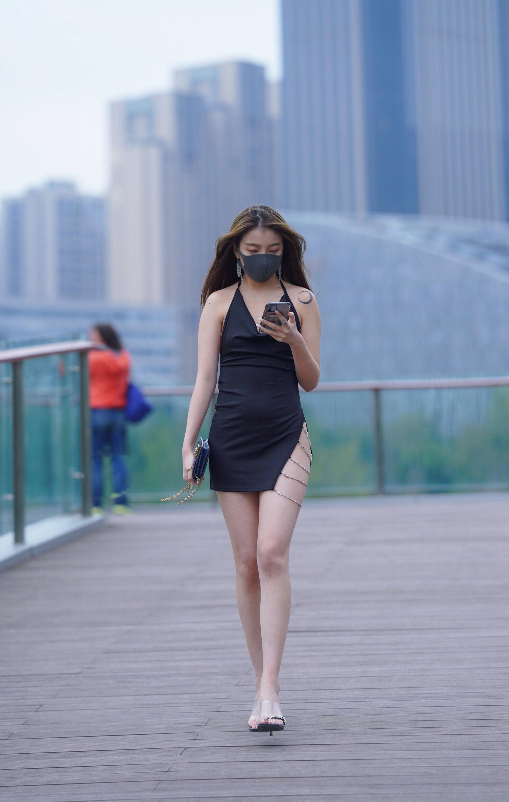 連衣裙妹妹的小性感，完美！[26P]