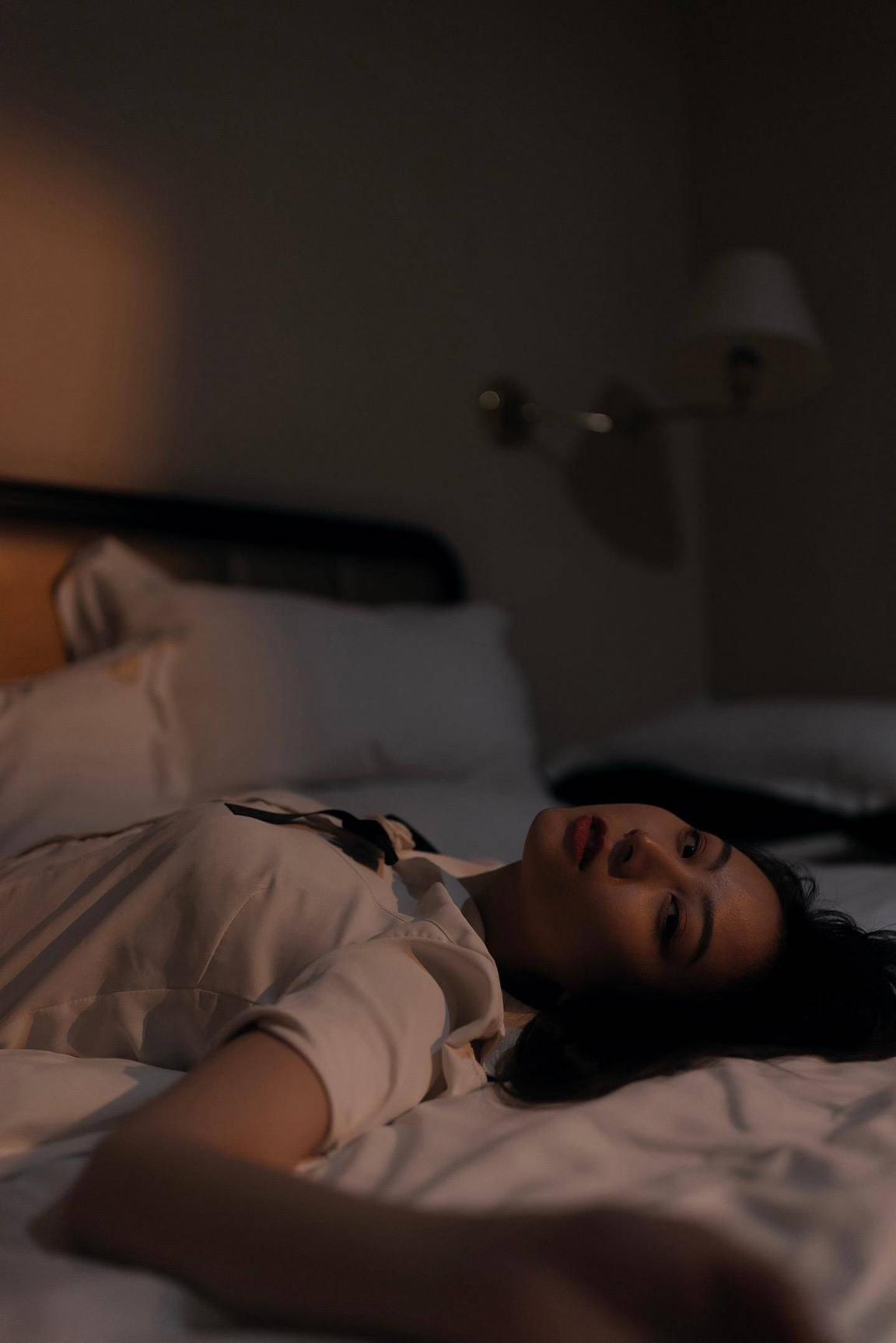發(fā)點(diǎn)漂亮的小姐姐? 越看越美