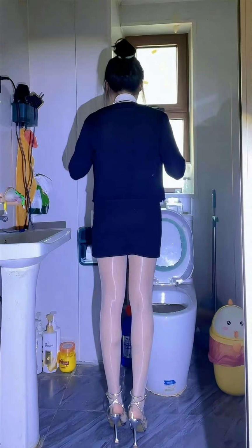 絲襪玉足[56P]