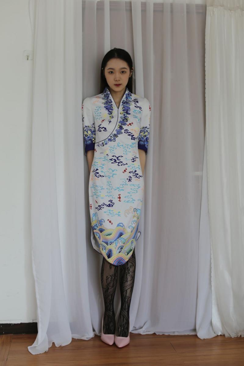 超極品美腿加白嫩奶子