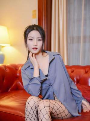 超誘人的網(wǎng)襪美少女