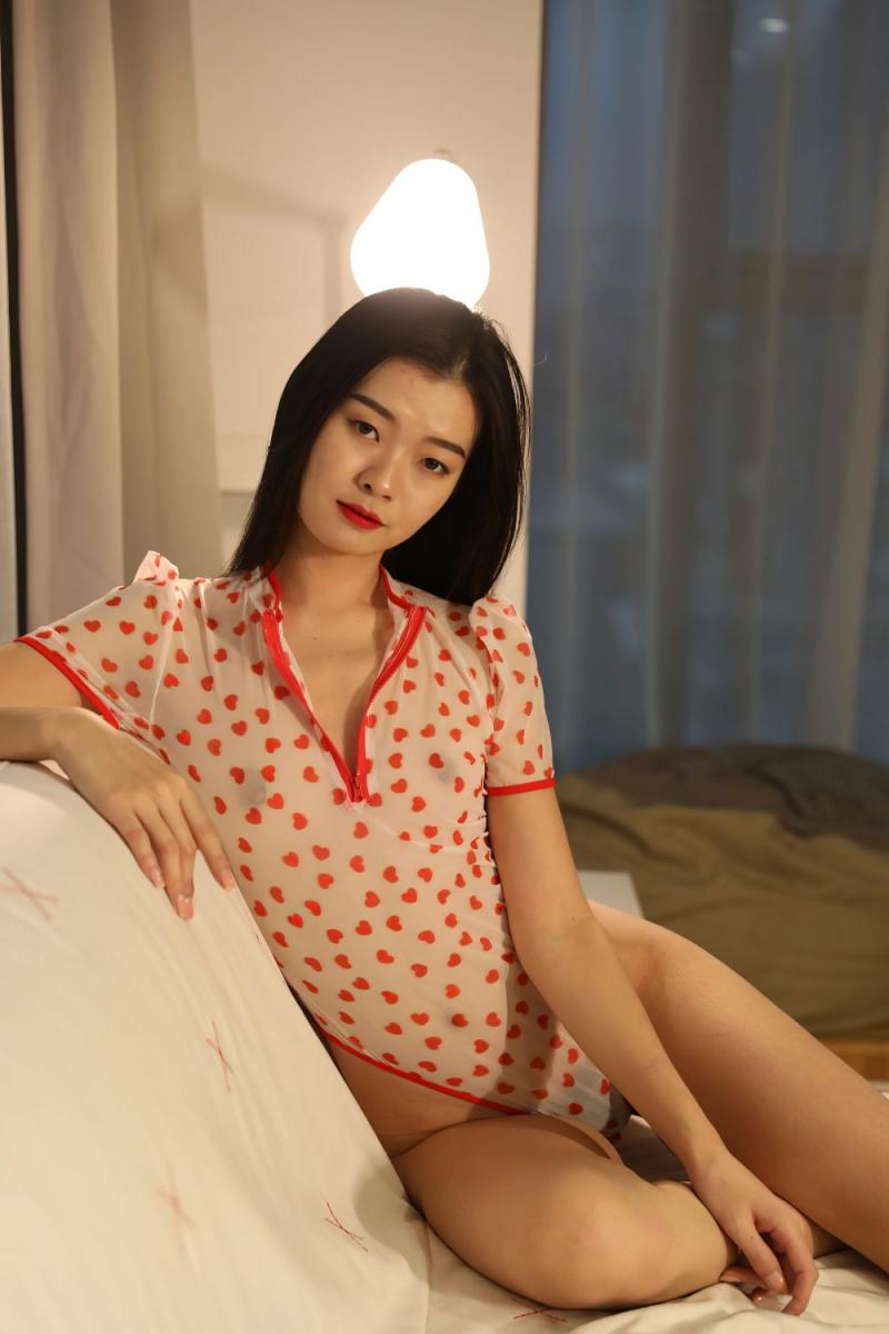 顏值不錯(cuò)的氣質(zhì)妹子