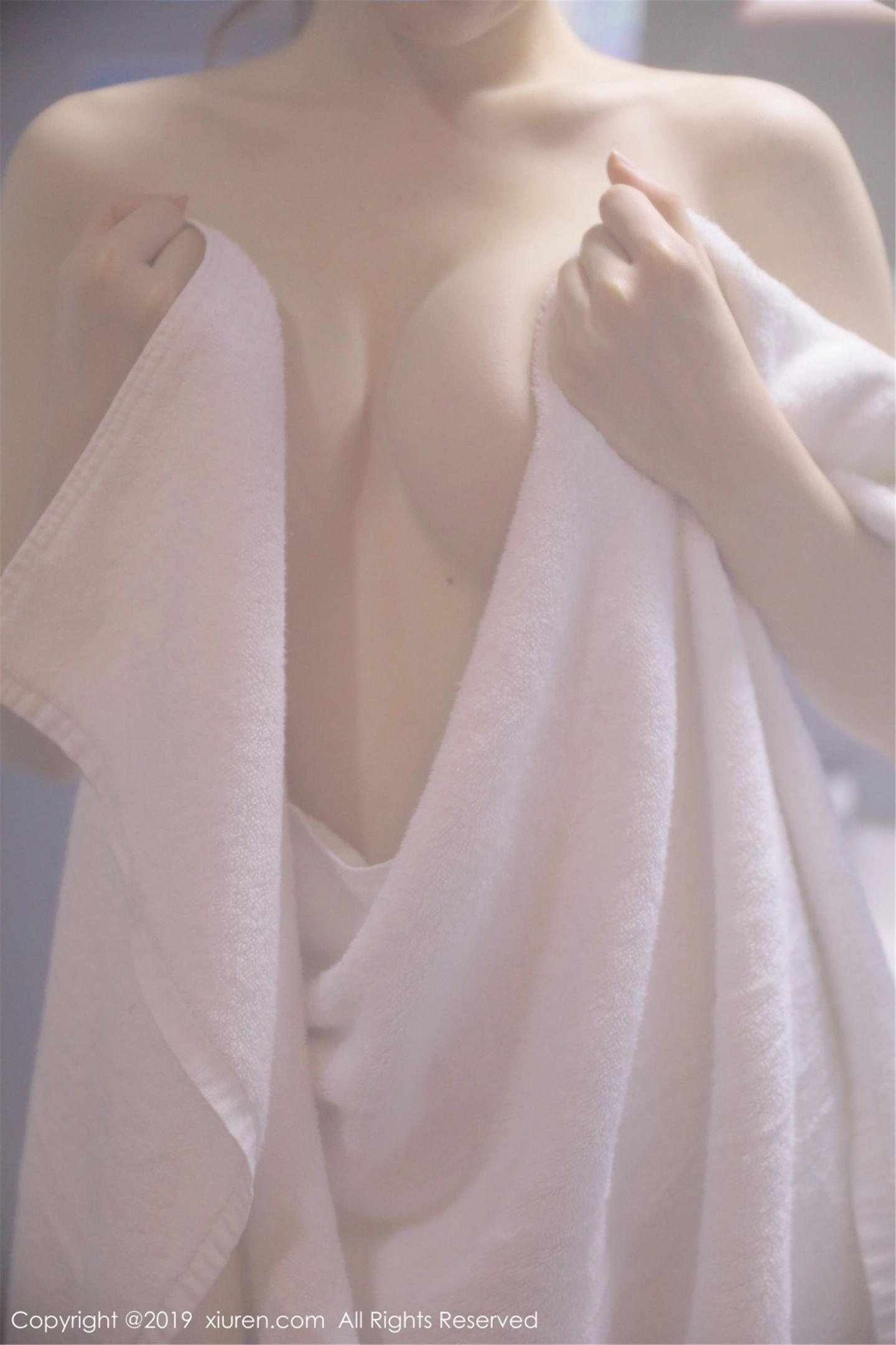 沈夢(mèng)瑤萬(wàn)千嬌媚美少婦