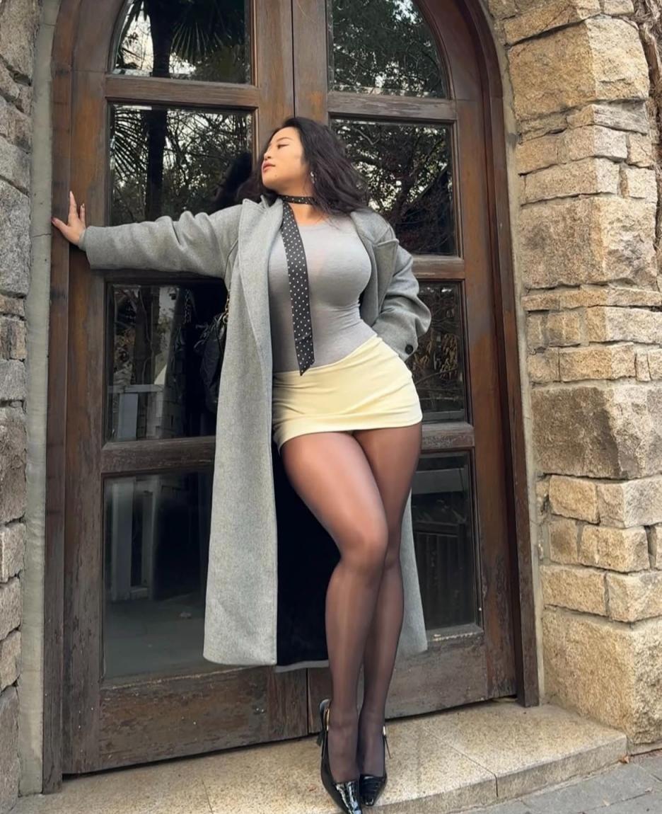 萬(wàn)中無(wú)一的極品國(guó)女BBW——碳水吳